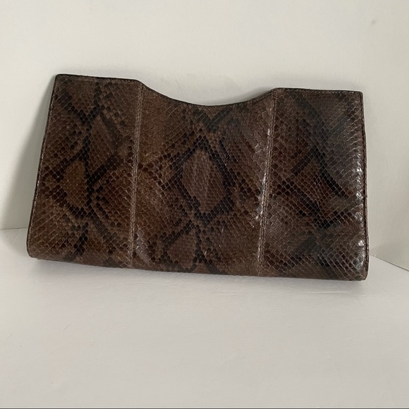 LAI Python Clutch - Picture 1 of 13
